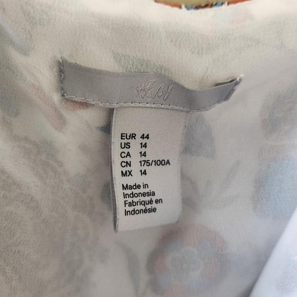 H & M Floral Spaghetti Strap Top - Picture 4 of 4